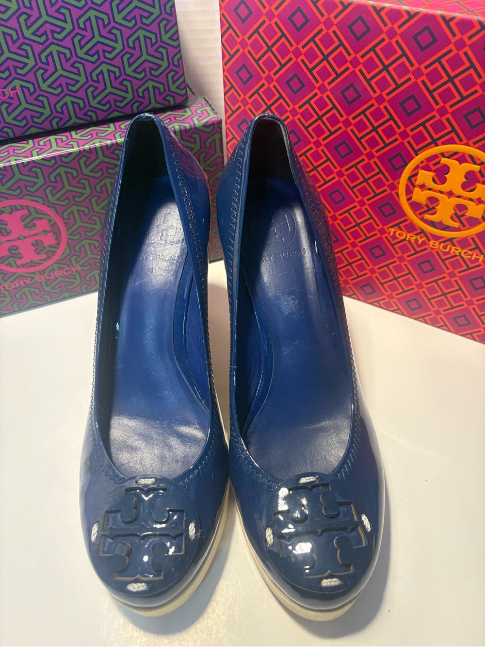 Tory Burch Blue Patent Leather Logo Wedge Pumps